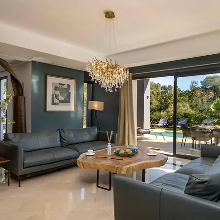 Anna Sol By * マルベーリャ